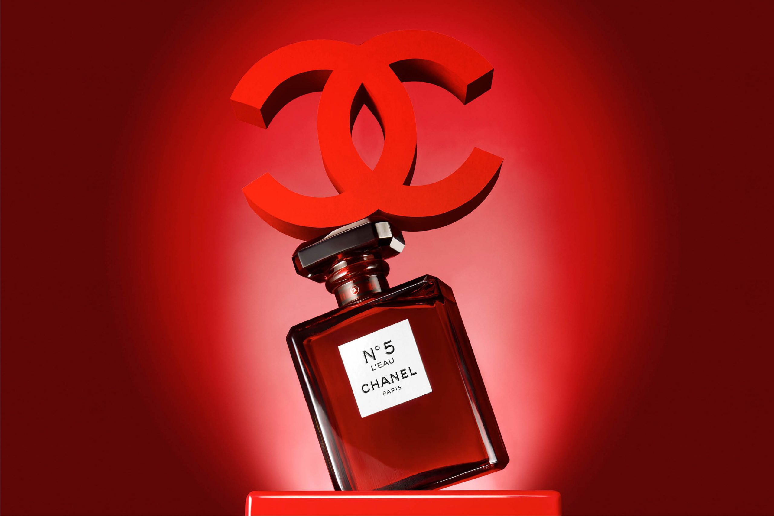 Chanel no 5 l'Eau Red Edition