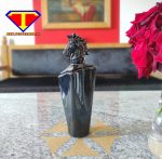 عکس زیبا از عطر ادکلن ماهر بلک لطافه شیشه لوکس شبیه مهره شطرنج